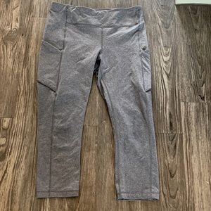 Lululemon Speed Up Crop Leggings size 10